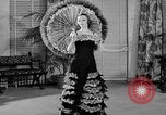 Immagine di Sfilata di moda Chicago Illinois USA, 1937, secondo 52 filmato di repertorio 65675051413