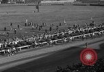 Immagine di War Admiral vincendo il Preakness Stakes Baltimore Maryland USA, 1937, secondo 13 filmato di repertorio 65675051417
