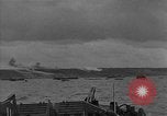 Standbild amerikanische Soldaten Normandie Frankreich, 1944, aus Sekunde 5 historischem Filmmaterial Videoclip 65675051420