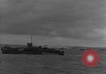 Standbild amerikanische Soldaten Normandie Frankreich, 1944, aus Sekunde 13 historischem Filmmaterial Videoclip 65675051420