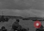 Standbild amerikanische Soldaten Normandie Frankreich, 1944, aus Sekunde 31 historischem Filmmaterial Videoclip 65675051420