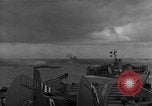 Standbild amerikanische Soldaten Normandie Frankreich, 1944, aus Sekunde 41 historischem Filmmaterial Videoclip 65675051420