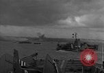 Standbild amerikanische Soldaten Normandie Frankreich, 1944, aus Sekunde 47 historischem Filmmaterial Videoclip 65675051420