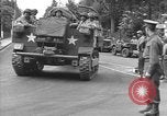 Image American half-tracks Normandie France, 1944, de la seconde 10 séquences d'archives historiques vidéo 65675051423