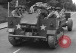 Image American half-tracks Normandie France, 1944, de la seconde 31 séquences d'archives historiques vidéo 65675051423