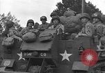 Image American half-tracks Normandie France, 1944, de la seconde 45 séquences d'archives historiques vidéo 65675051423