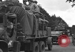 Image American half-tracks Normandie France, 1944, de la seconde 50 séquences d'archives historiques vidéo 65675051423