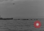 Standbild Allied Crafts Atlantik, 1944, aus Sekunde 37 historischem Filmmaterial Videoclip 65675051428
