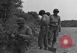 Image des soldats américains Cherbourg Normandie France, 1944, de la seconde 5 séquences d'archives historiques vidéo 65675051431