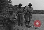 Image des soldats américains Cherbourg Normandie France, 1944, de la seconde 11 séquences d'archives historiques vidéo 65675051431