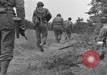 Image des soldats américains Cherbourg Normandie France, 1944, de la seconde 48 séquences d'archives historiques vidéo 65675051431