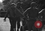 Immagine di Soldati americani Cherbourg Normandia Francia, 1944, secondo 9 filmato di repertorio 65675051432