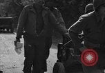 Immagine di Soldati americani Cherbourg Normandia Francia, 1944, secondo 10 filmato di repertorio 65675051432
