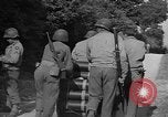 Immagine di Soldati americani Cherbourg Normandia Francia, 1944, secondo 19 filmato di repertorio 65675051432