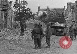 Immagine di Gli edifici danneggiati Cherbourg Normandia Francia, 1944, secondo 37 filmato di repertorio 65675051434