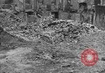 Immagine di Gli edifici danneggiati Cherbourg Normandia Francia, 1944, secondo 52 filmato di repertorio 65675051434