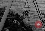 Standbild Allied Diver Atlantik, 1944, aus Sekunde 16 historischem Filmmaterial Videoclip 65675051435