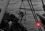 Standbild Allied Diver Atlantik, 1944, aus Sekunde 23 historischem Filmmaterial Videoclip 65675051435