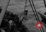 Standbild Allied Diver Atlantik, 1944, aus Sekunde 30 historischem Filmmaterial Videoclip 65675051435