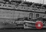Immagine di Soldati americani che arrivano in Inghilterra durante la seconda guerra mondiale Regno Unito, 1944, secondo 13 filmato di repertorio 65675051438