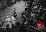 Immagine di Le donne dell'esercito di corpo ausiliario (WAAC) Regno Unito, 1943, secondo 9 filmato di repertorio 65675051439