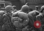 Immagine di Le donne dell'esercito di corpo ausiliario (WAAC) Regno Unito, 1943, secondo 36 filmato di repertorio 65675051439
