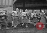 Immagine di Donne americane dell'esercito di corpo ausiliario (WAAC) Regno Unito, 1943, secondo 13 filmato di repertorio 65675051440