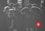 Immagine di Donne americane dell'esercito di corpo ausiliario (WAAC) Regno Unito, 1943, secondo 40 filmato di repertorio 65675051440