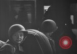 Immagine di Donne americane dell'esercito di corpo ausiliario (WAAC) Regno Unito, 1943, secondo 49 filmato di repertorio 65675051440