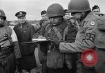 Immagine di Soldati americani Regno Unito, 1944, secondo 27 filmato di repertorio 65675051445