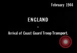 Immagine di Truppe americane a navi che arrivano in inglese acque dopo la traversata dell'Atlantico Regno Unito, 1944, secondo 3 filmato di repertorio 65675051448