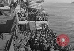 Immagine di Truppe americane a navi che arrivano in inglese acque dopo la traversata dell'Atlantico Regno Unito, 1944, secondo 33 filmato di repertorio 65675051448