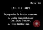 Standbild United States Coast Guards Vereinigtes Königreich, 1944, aus Sekunde 1 historischem Filmmaterial Videoclip 65675051449