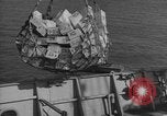 Standbild United States Coast Guards Vereinigtes Königreich, 1944, aus Sekunde 42 historischem Filmmaterial Videoclip 65675051449