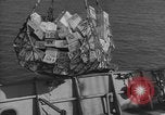 Standbild United States Coast Guards Vereinigtes Königreich, 1944, aus Sekunde 43 historischem Filmmaterial Videoclip 65675051449
