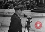 Standbild General Eisenhower Sandhurst England, 1944, aus Sekunde 55 historischem Filmmaterial Videoclip 65675051459