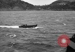 Standbild United States Zerstörer im Betrieb Schindel Atlantik, 1944, aus Sekunde 13 historischem Filmmaterial Videoclip 65675051464