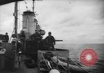 Standbild United States Zerstörer im Betrieb Schindel Atlantik, 1944, aus Sekunde 42 historischem Filmmaterial Videoclip 65675051464