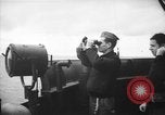 Standbild United States Zerstörer im Betrieb Schindel Atlantik, 1944, aus Sekunde 46 historischem Filmmaterial Videoclip 65675051464