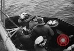 Standbild United States Zerstörer im Betrieb Schindel Atlantik, 1944, aus Sekunde 52 historischem Filmmaterial Videoclip 65675051464