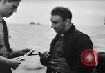 Standbild United States Zerstörer im Betrieb Schindel Atlantik, 1944, aus Sekunde 57 historischem Filmmaterial Videoclip 65675051464