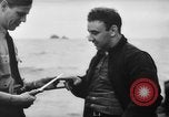 Standbild United States Zerstörer im Betrieb Schindel Atlantik, 1944, aus Sekunde 61 historischem Filmmaterial Videoclip 65675051464