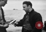Standbild United States Zerstörer im Betrieb Schindel Atlantik, 1944, aus Sekunde 62 historischem Filmmaterial Videoclip 65675051464