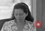 Standbild Zivilisten Okinawa Ryukyu Inseln, 1945, aus Sekunde 4 historischem Filmmaterial Videoclip 65675051468