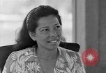 Standbild Zivilisten Okinawa Ryukyu Inseln, 1945, aus Sekunde 12 historischem Filmmaterial Videoclip 65675051468