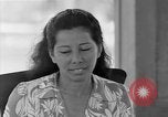 Standbild Zivilisten Okinawa Ryukyu Inseln, 1945, aus Sekunde 15 historischem Filmmaterial Videoclip 65675051468