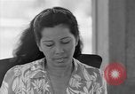 Standbild Zivilisten Okinawa Ryukyu Inseln, 1945, aus Sekunde 36 historischem Filmmaterial Videoclip 65675051468