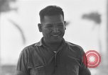 Standbild Zivilisten Okinawa Ryukyu Inseln, 1945, aus Sekunde 58 historischem Filmmaterial Videoclip 65675051468