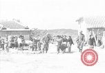 Image américains Traiter les civils blessés Okinawa îles Ryukyu, 1945, de la seconde 1 séquences d'archives historiques vidéo 65675051474