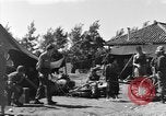 Image américains Traiter les civils blessés Okinawa îles Ryukyu, 1945, de la seconde 31 séquences d'archives historiques vidéo 65675051474